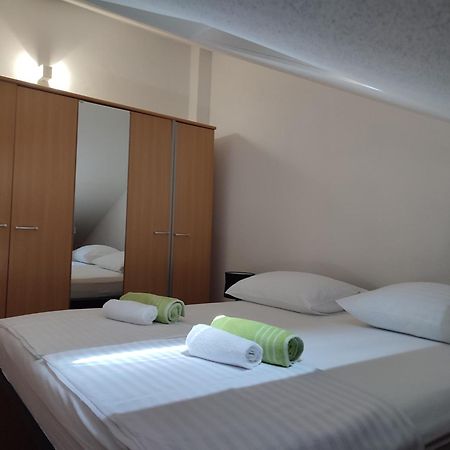 Top Floor Apartment With Sea View Kaštela Δωμάτιο φωτογραφία