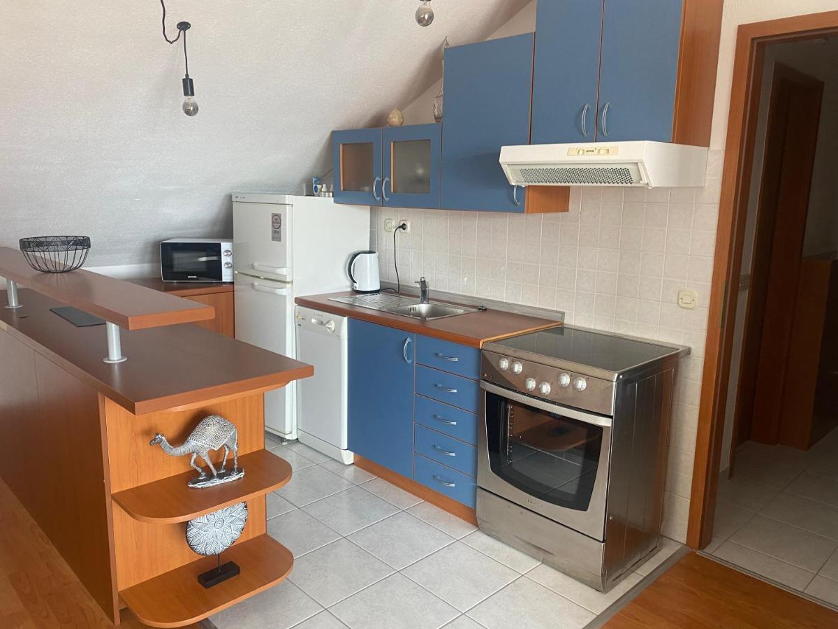 Top Floor Apartment With Sea View Kaštela Εξωτερικό φωτογραφία