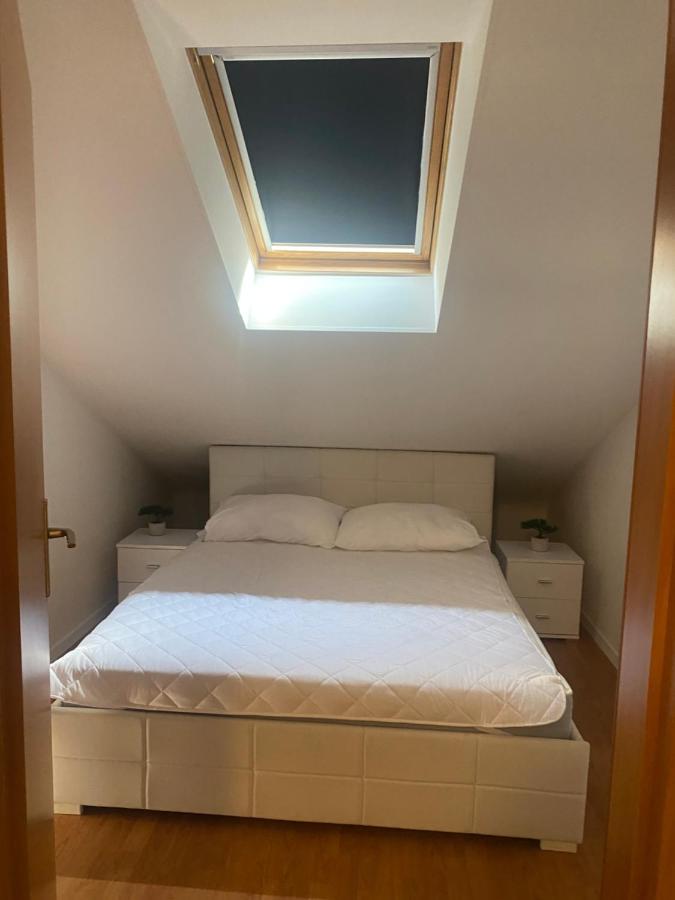 Top Floor Apartment With Sea View Kaštela Εξωτερικό φωτογραφία